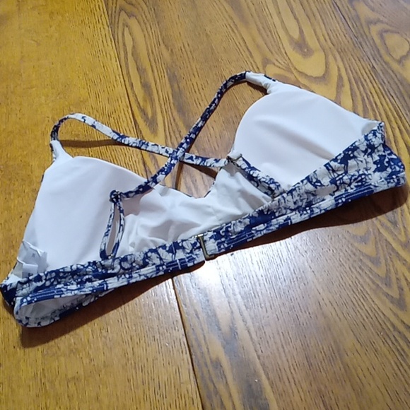 Andie Womens Bikini Medium Swim VALENCIA Top NEW Beach Resort Vacation Pool - Picture 2 of 8